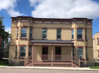 210 S Throop St UNIT 1, Woodstock, IL 60098