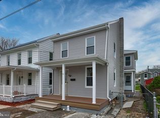 16 Juniata St, Middletown, PA 17057