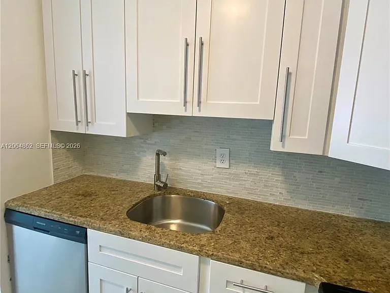 3536 NE 168th St #301 — Photo 5