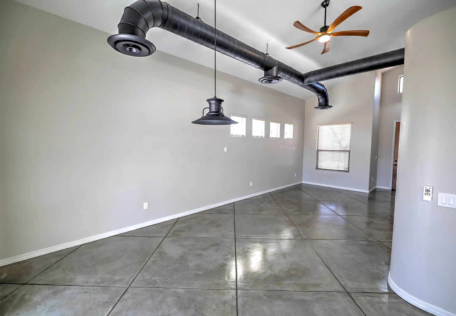 4 bed, 3.0 bath, 1740 sqft, $2,200 — Photo 3