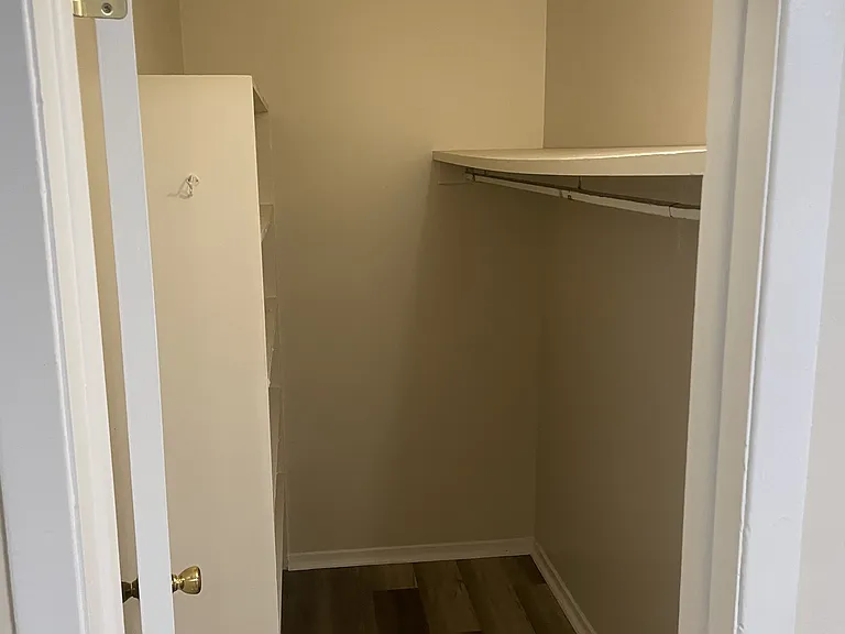 1000 Morgan St — Photo 8