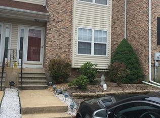 907 8th St, Newark, DE 19711