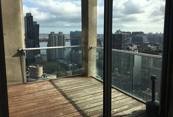 Rented by Compass | media 26