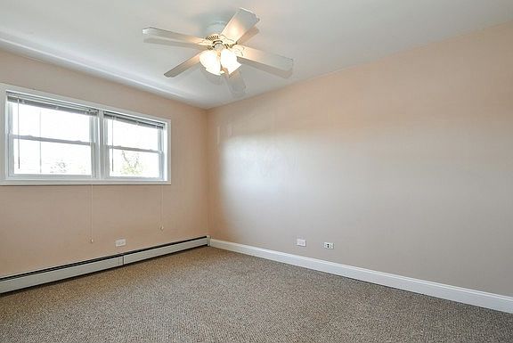 3rd image of 7121 W 110th St APT 1E