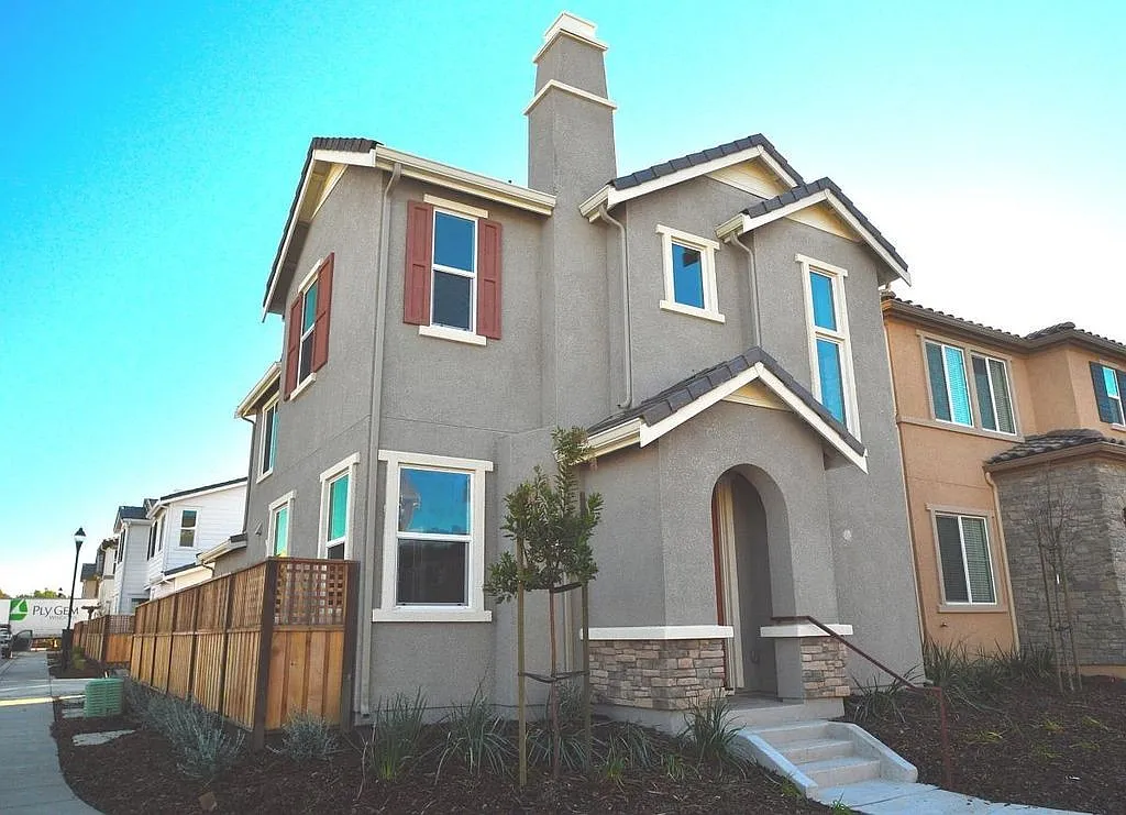 Home in Livermore Available for Move In! — Photo 1