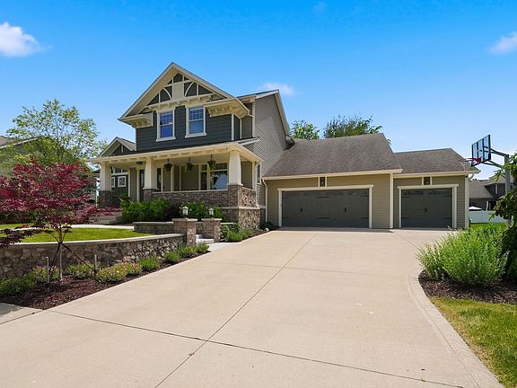 2nd image of 14415 Sandstone Dr