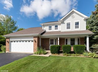 605 S Country Ridge Ct, Lake Zurich, IL 60047