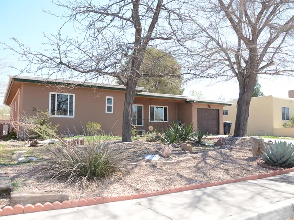 1828 Florida St NE, Albuquerque, NM 87110