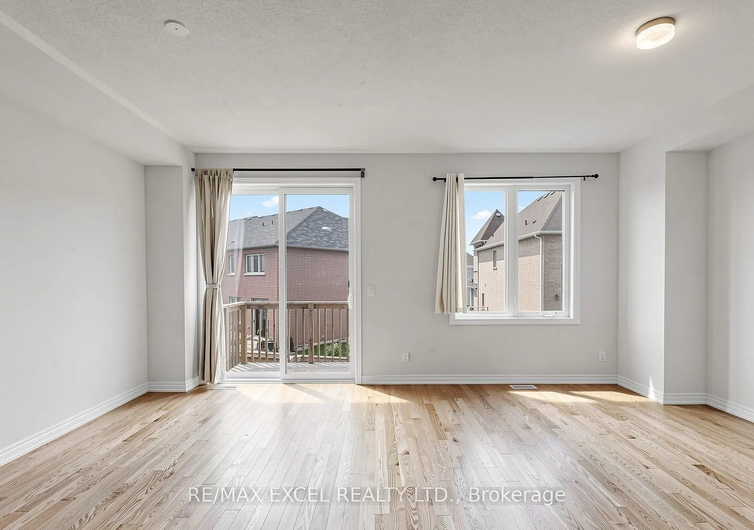 3 bed, $3,100 — Photo 3