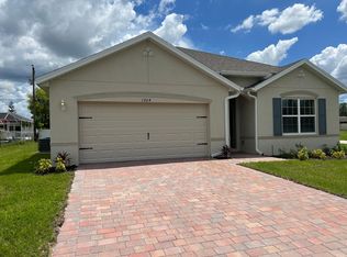 1924 NE 5th St, Cape Coral, FL 33909