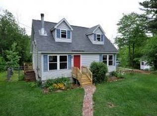 504 Old Wolfeboro Rd, Alton, NH 03809