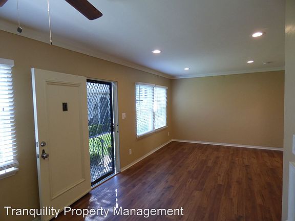 5th image of 2975 Laurel St APT 8