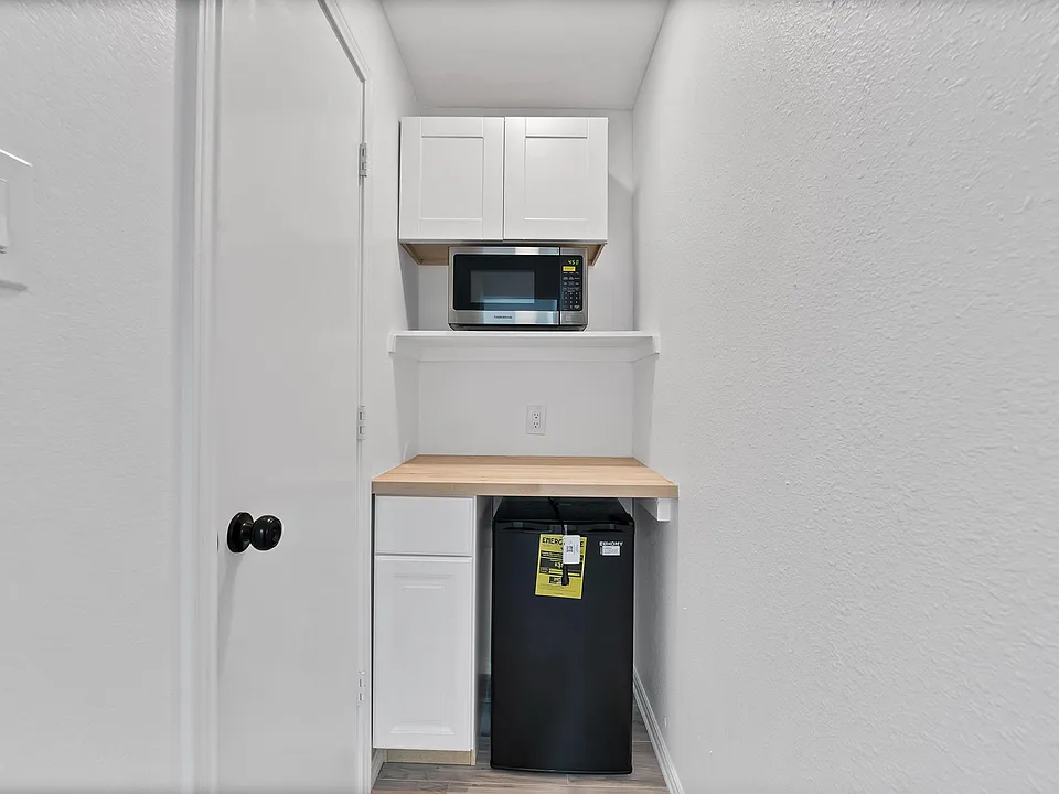 Pepper Tree Cir