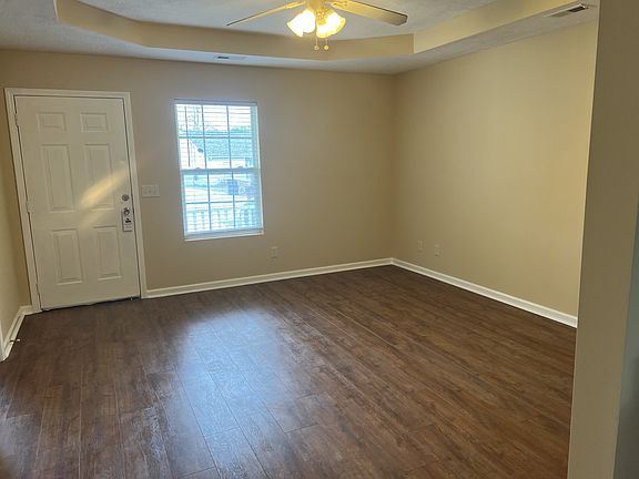 2nd image of 2049 Williams Valley Dr