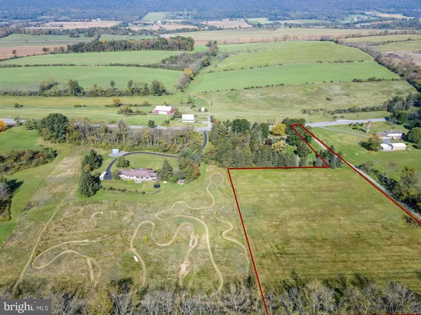 Kenwalke Ln, Centre Hall, PA 16828