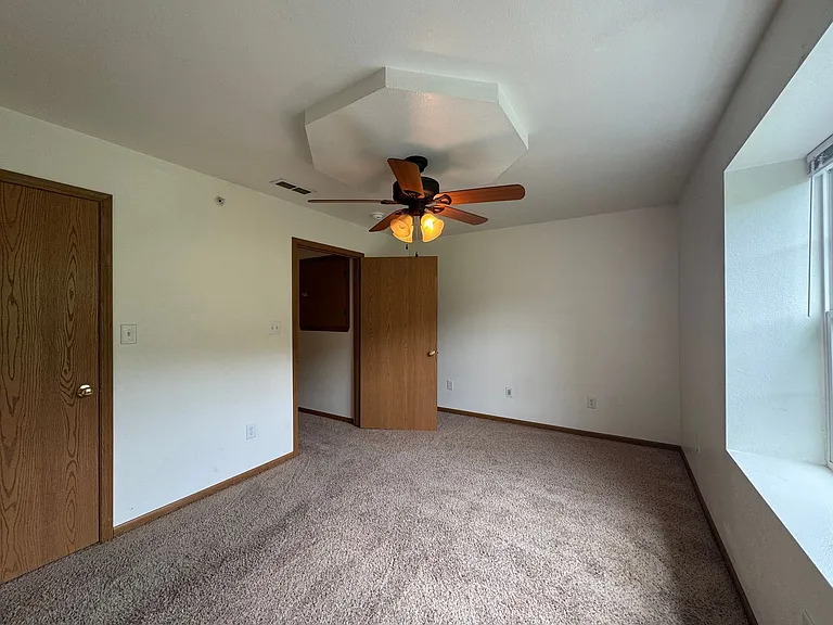 700 Hillside Rd — Photo 23
