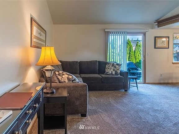 4th image of 3115 Dakota Dr