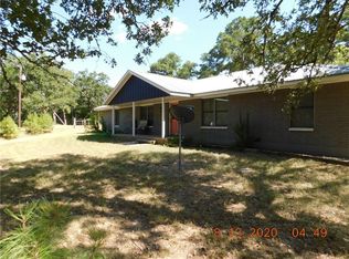 184 Affeld Ln, Smithville, TX 78957