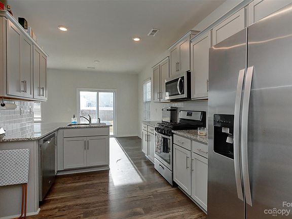 4th image of 7577 Nolen Farm Dr