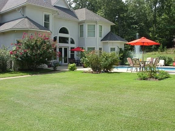 5th image of 2048 Wooded Dr