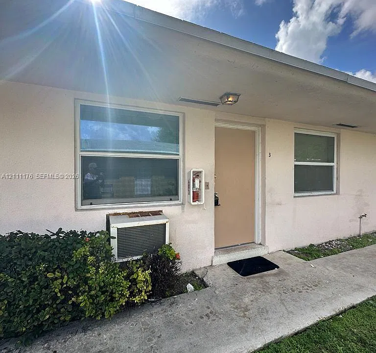 15960 NE 19th Pl #3