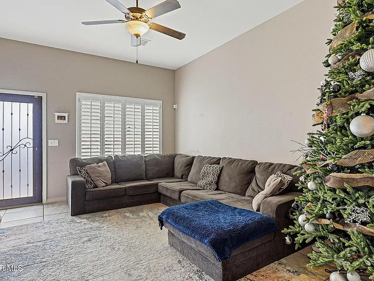 3853 Loma Brisa Dr — Photo 4