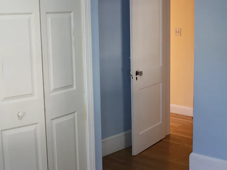 2 Hilltop Rd #2 — Photo 3