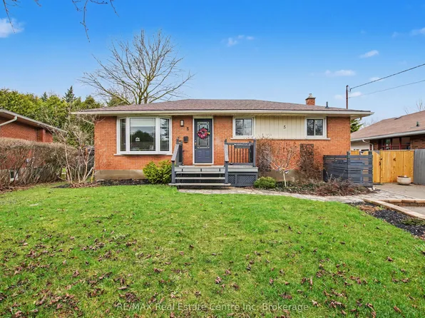 5 Eric Ct, Guelph, ON N1E 3Y9