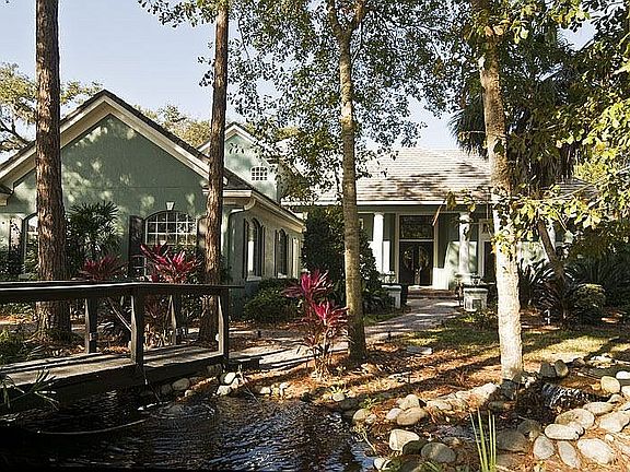 4th image of 500 Fawn Hill Pl