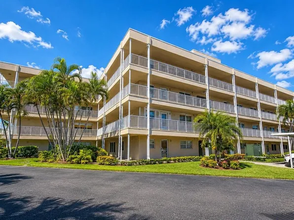 9950 62nd Ter N APT 315, Saint Petersburg, FL 33708