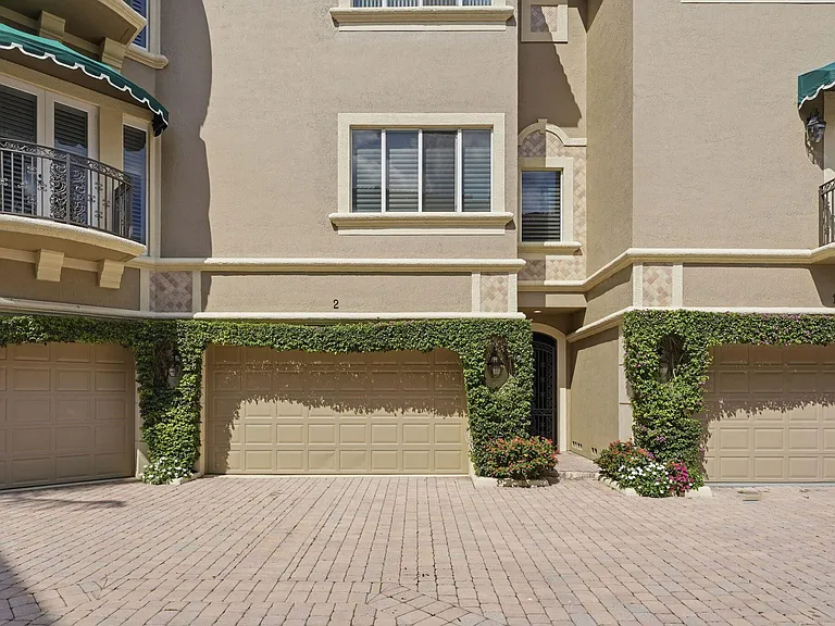 921 Osceola Dr #2 — Photo 59
