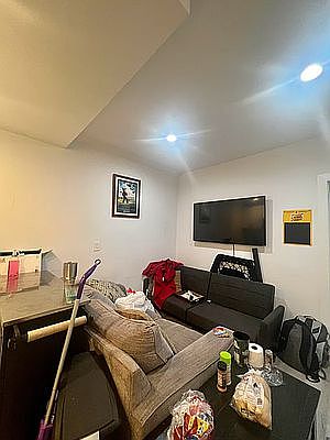 2nd image of 184 Avenue A #1G