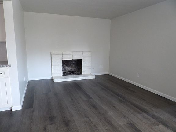 3rd image of 3718 W Cambridge Ave