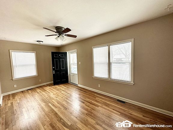 5th image of 3822 52nd St