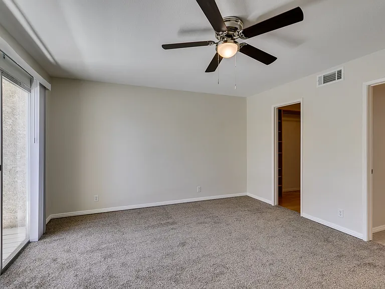 784 Anne Ln — Photo 36