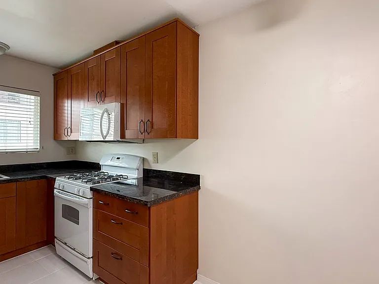 4085 Idaho St — Photo 10