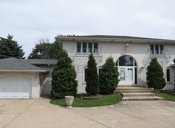 3rd image of 1261 Edgewood Ave