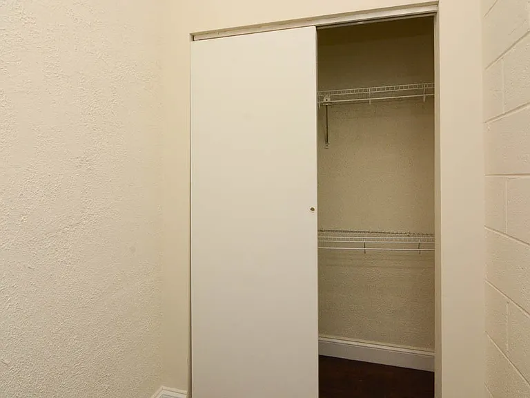 3345 N Marshfield Ave #501 — Photo 13
