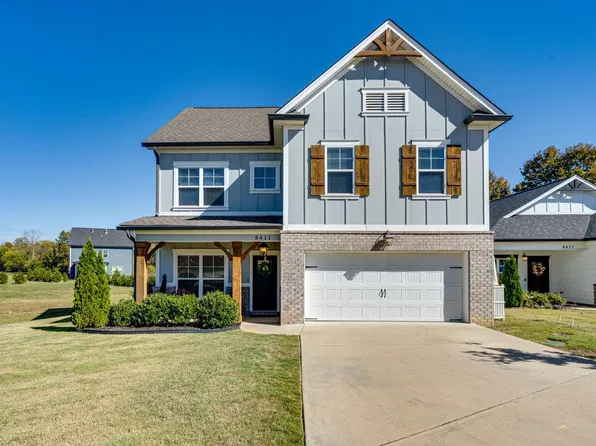 8411 Cherrybark Ln, Ooltewah, TN 37363