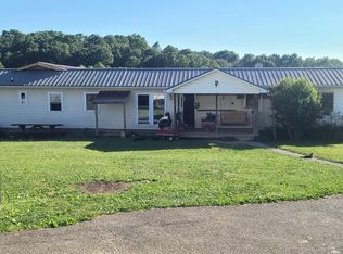 883 Sugar Run Road, Ballard, WV 24918