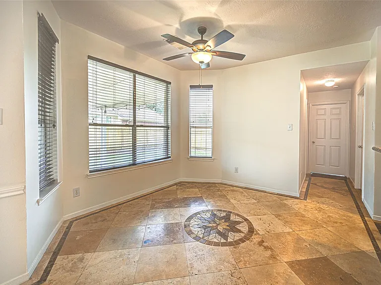 11906 Dinosaur Valley Dr — Photo 17