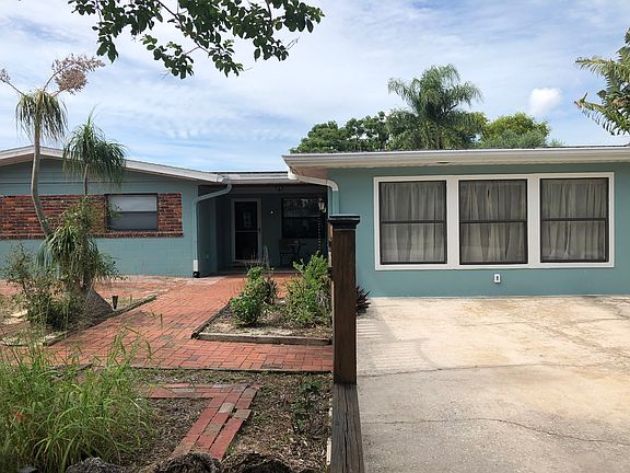 3rd image of 1505 Surfside Blvd