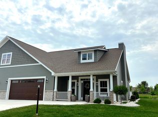 1398 Lighthouse Village Rd #7, Fond Du Lac, WI 54937