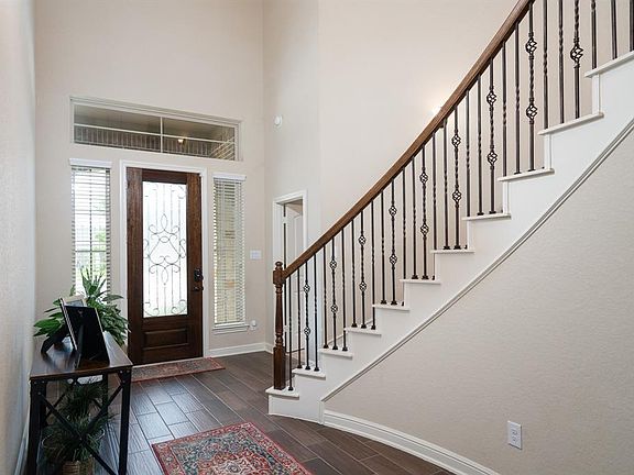 5th image of 23803 Hawthorn Dale Ct