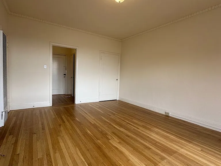 405 33rd Ave #1027R — Photo 10