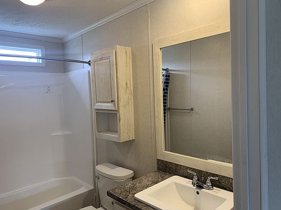 5th image of 516 Courtland Ln #636