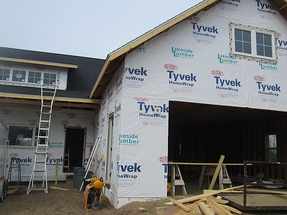 4th image of 2041 Tower View Rd