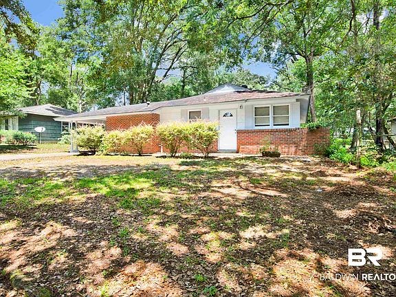 2nd image of 1116 Druid Dr