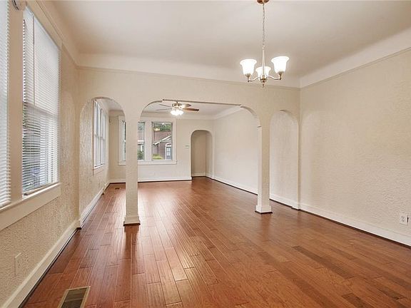 2nd image of 831 Voisin St