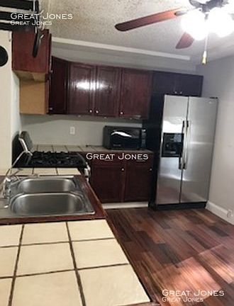 4th image of 2127 Lee Dr